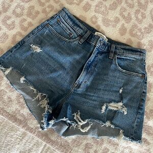 Abercrombie shorts never worn